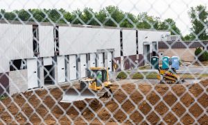 Read more about the article Massachusetts Construction News: Amazon promises 235 jobs, $5.6M in construction for Holyoke distribution center